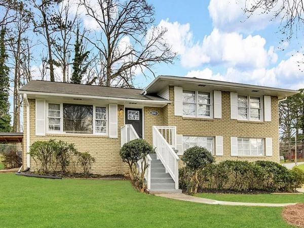 3040 Barksdale Circle, East Point, GA 30344