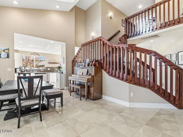 6501 Lonnie Court, Sparks, NV 89436