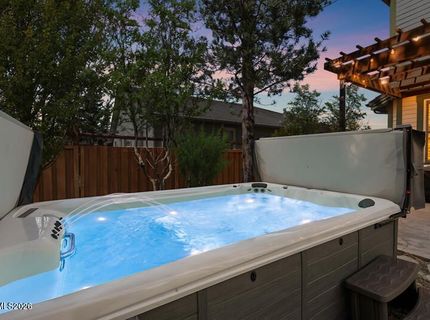 6501 Lonnie Court, Sparks, NV 89436 Photo