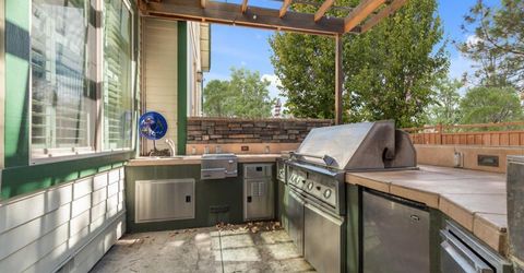 6501 Lonnie Court, Sparks, NV 89436 Photo