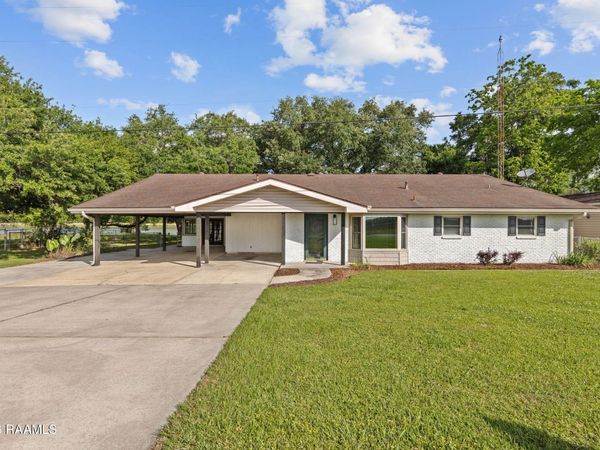 4826 Highway 182 , Patterson, LA 70392