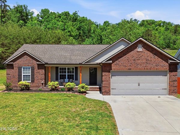 6515 Martha Oak Lane, Knoxville, TN 37918