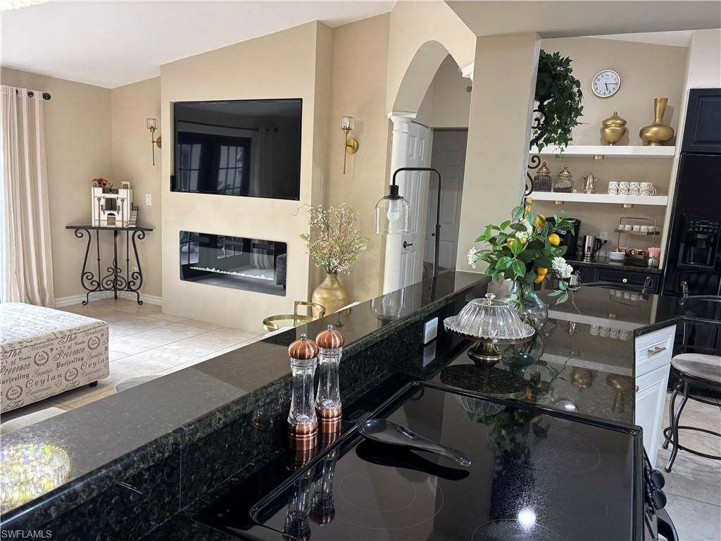 1156 Oakes Blvd, Naples, FL 34119 Photo