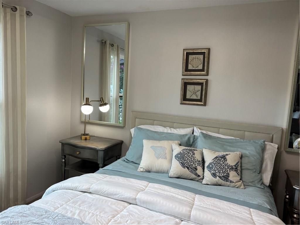 1156 Oakes Blvd, Naples, FL 34119 Photo