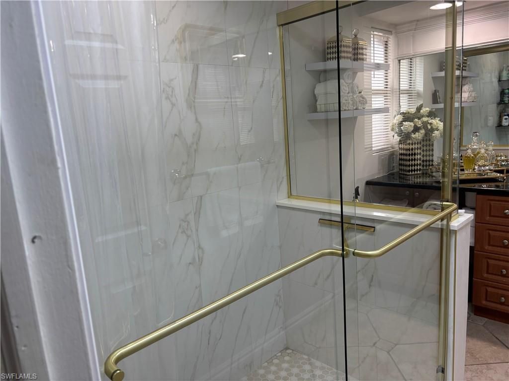 1156 Oakes Blvd, Naples, FL 34119 Photo