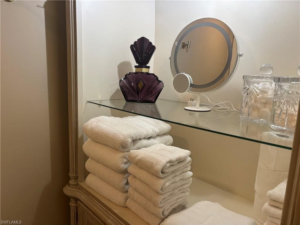1156 Oakes Blvd, Naples, FL 34119 Photo