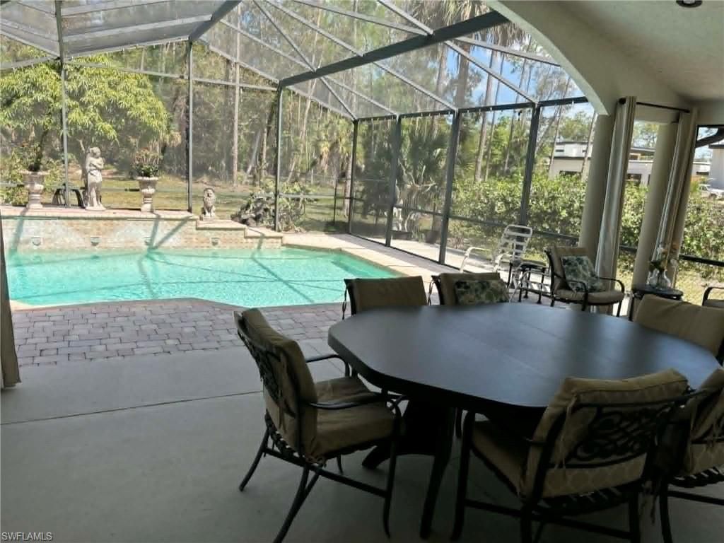 1156 Oakes Blvd, Naples, FL 34119 Photo