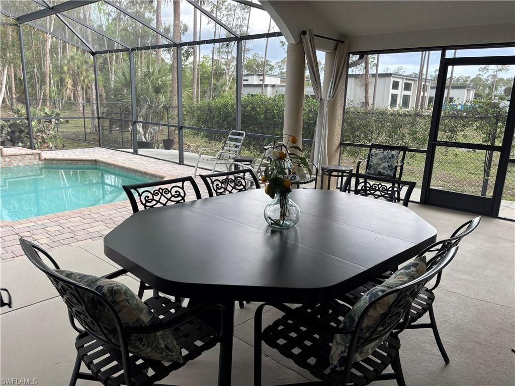 1156 Oakes Blvd, Naples, FL 34119 Photo