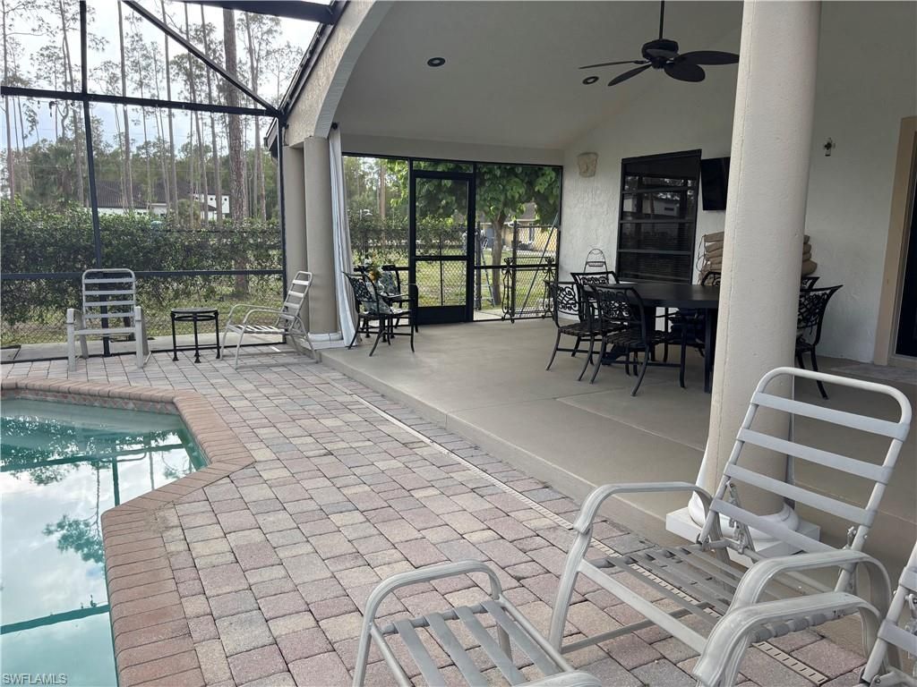 1156 Oakes Blvd, Naples, FL 34119 Photo