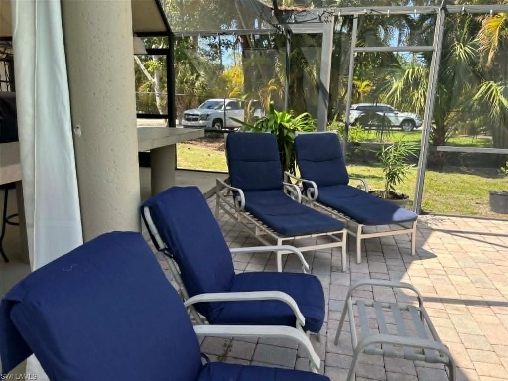 1156 Oakes Blvd, Naples, FL 34119 Photo