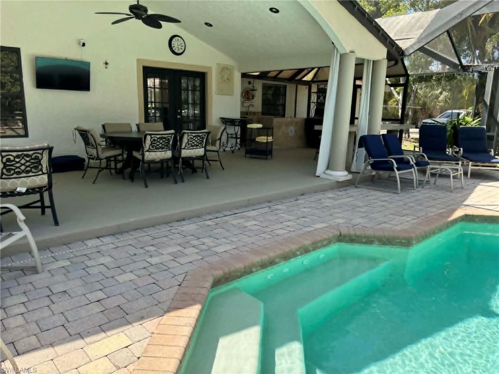 1156 Oakes Blvd, Naples, FL 34119 Photo