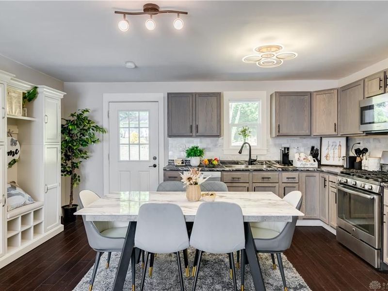 11449 Framingham Drive, Forest Park, OH 45240 Photo 14