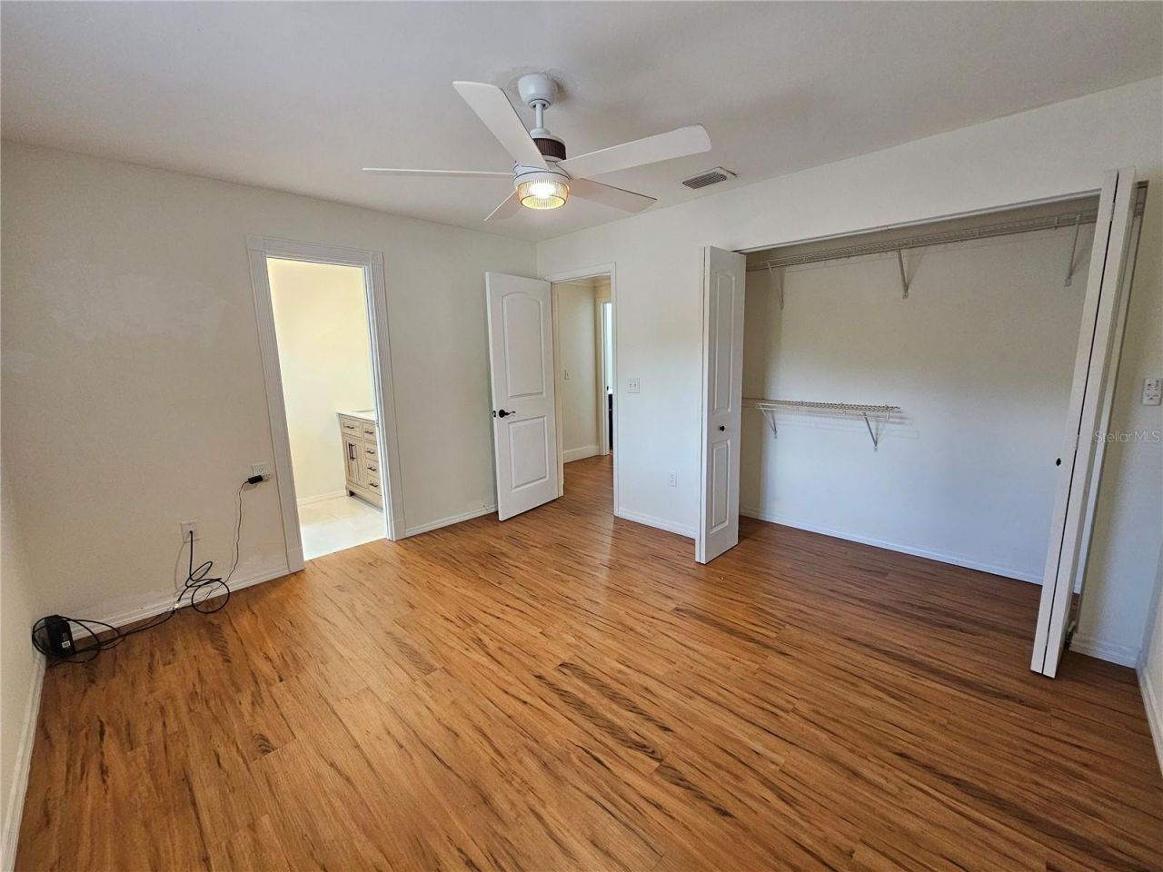 659 N Jefferson Avenue, Unit 659, Sarasota, FL 34237 Photo