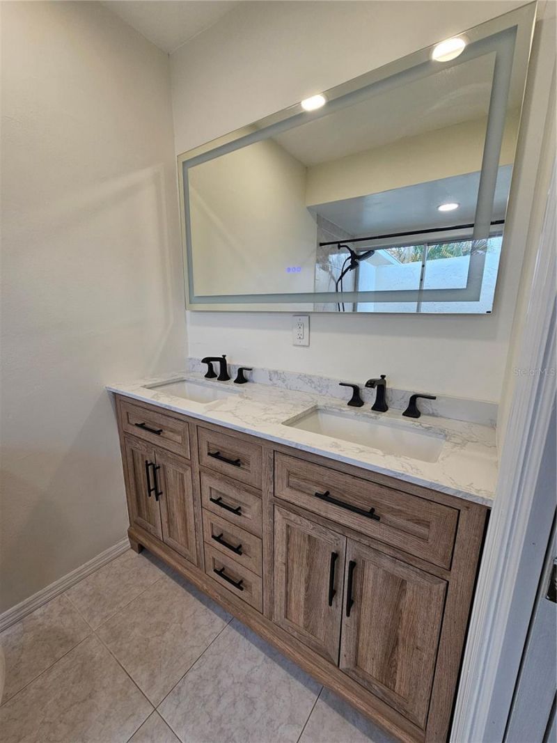 659 N Jefferson Avenue, Unit 659, Sarasota, FL 34237 Photo