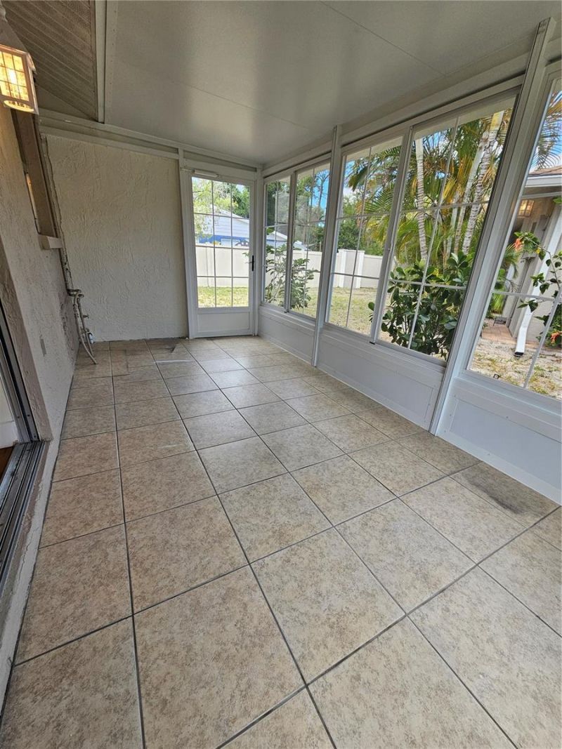 659 N Jefferson Avenue, Unit 659, Sarasota, FL 34237 Photo