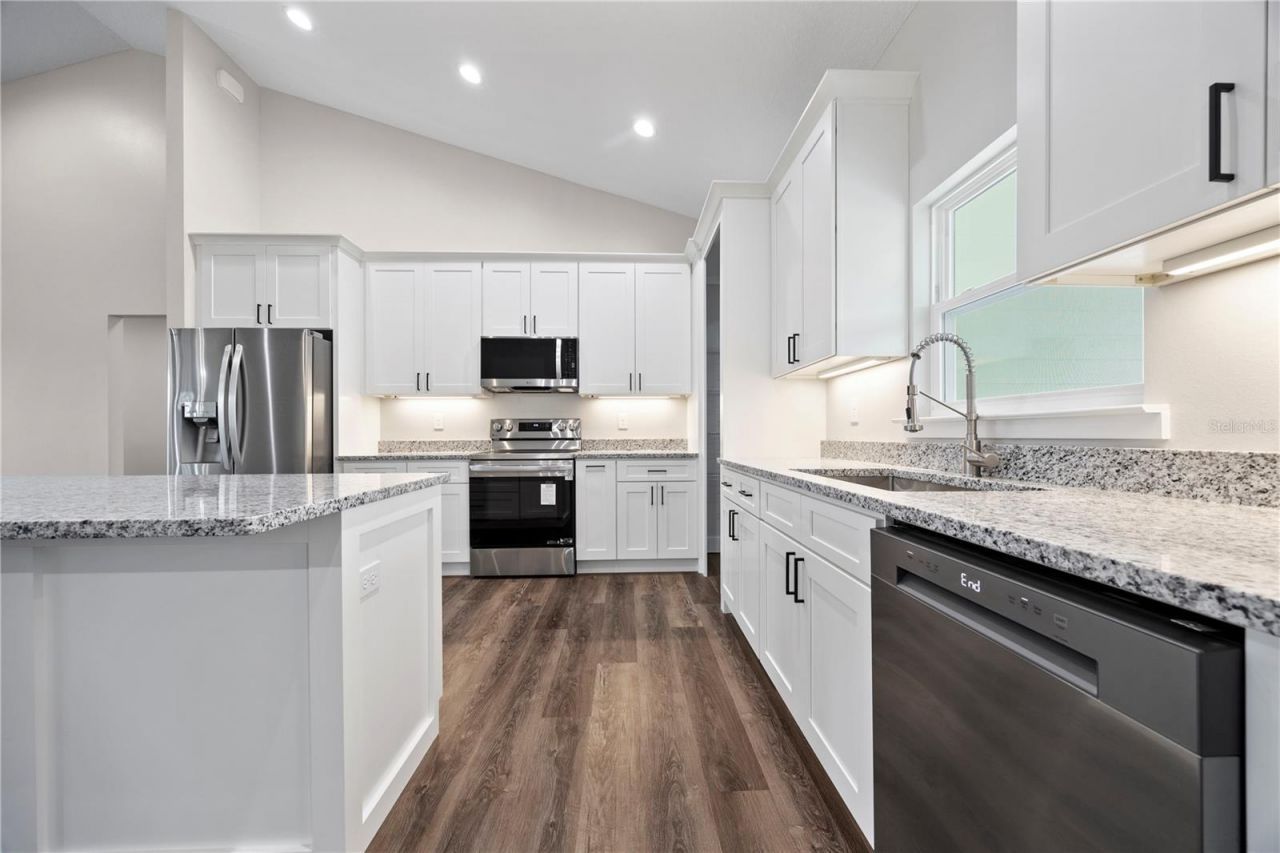 151 SW Scott Place , Lake City, FL 32024 Photo