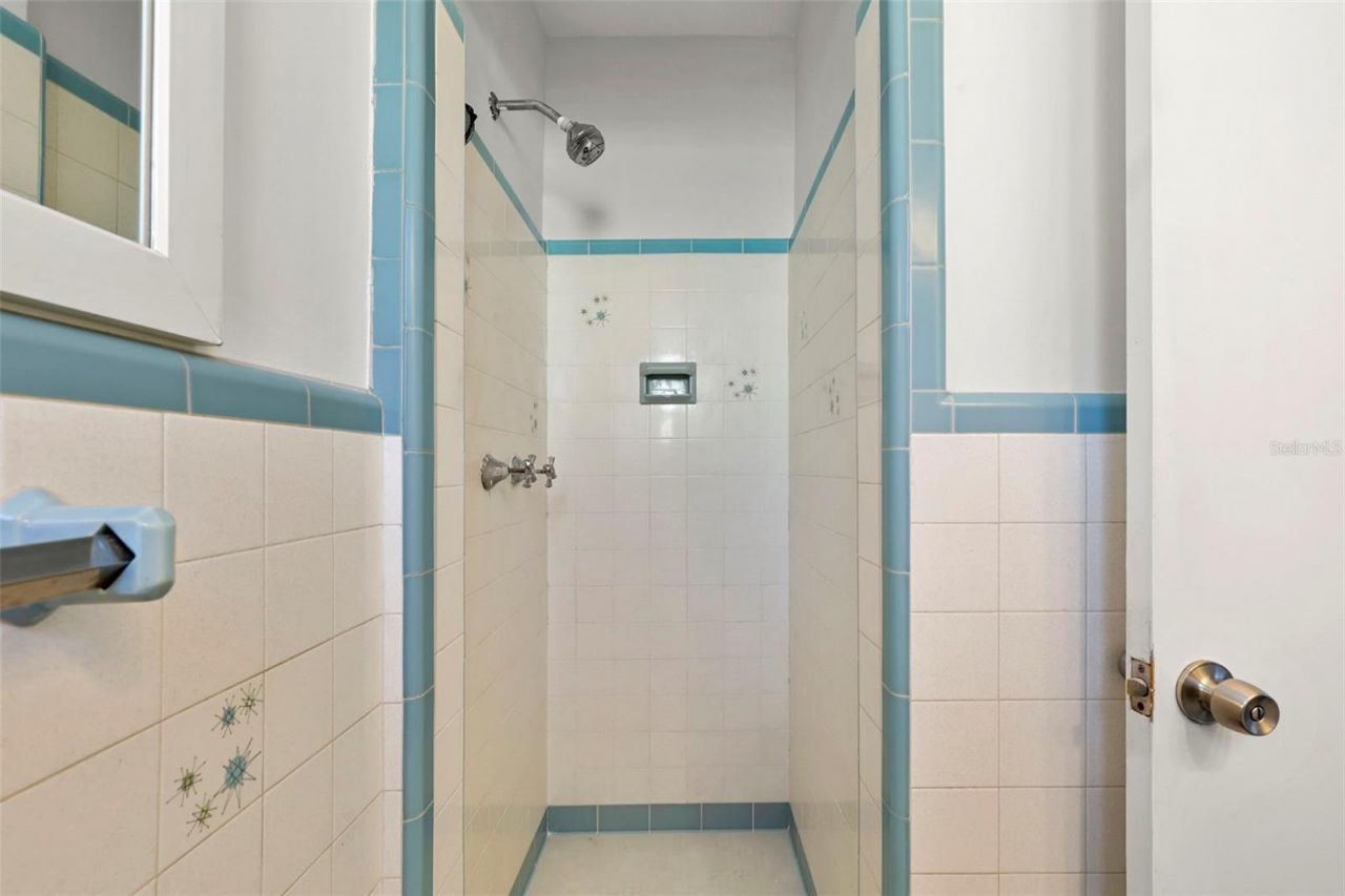 1700 63rd Street N, Saint Petersburg, FL 33710 Photo