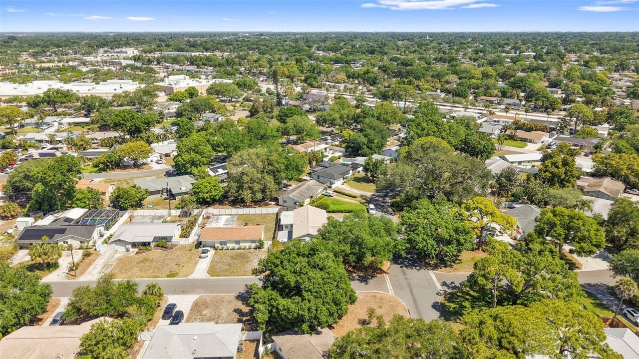 1700 63rd Street N, Saint Petersburg, FL 33710 Photo