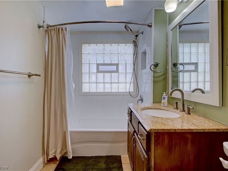 4096 W 160th Street , Cleveland, OH 44135 Photo 20