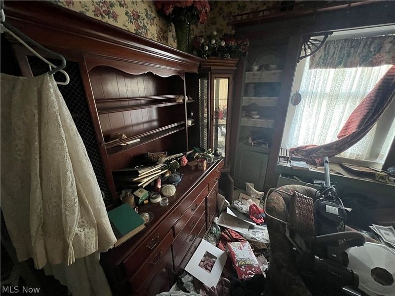 5996 Engel Avenue , Cleveland, OH 44127 Photo 10