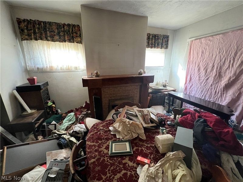 5996 Engel Avenue , Cleveland, OH 44127 Photo 11