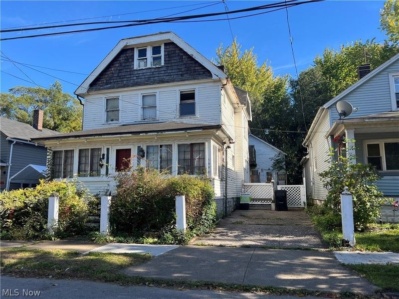 5996 Engel Avenue , Cleveland, OH 44127 Photo 2