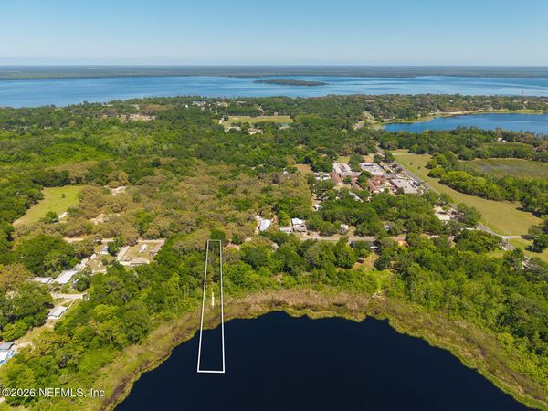 817 RANDOLPH Street, Crescent City, FL 32112