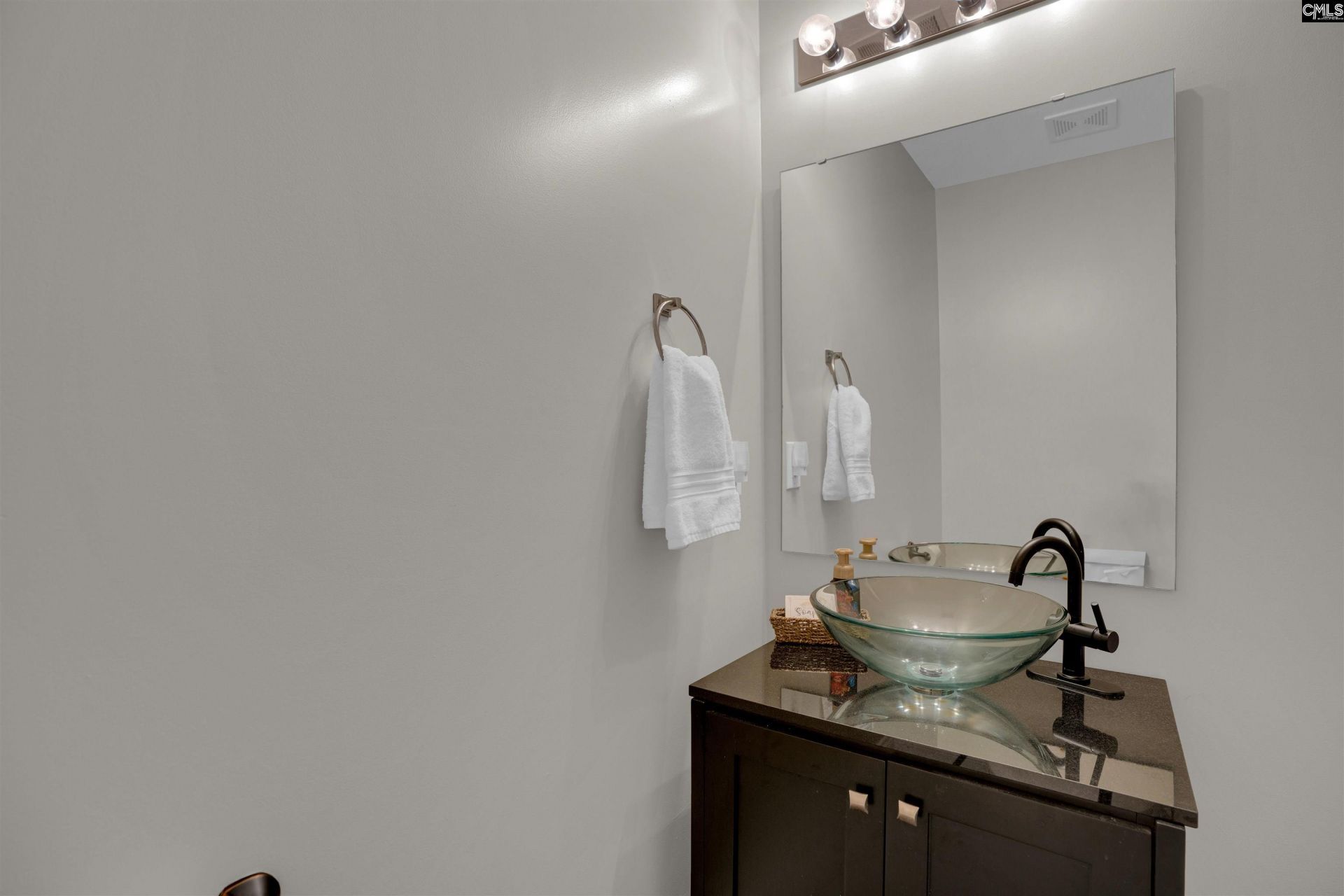 221 Foxport Drive  Photo 20