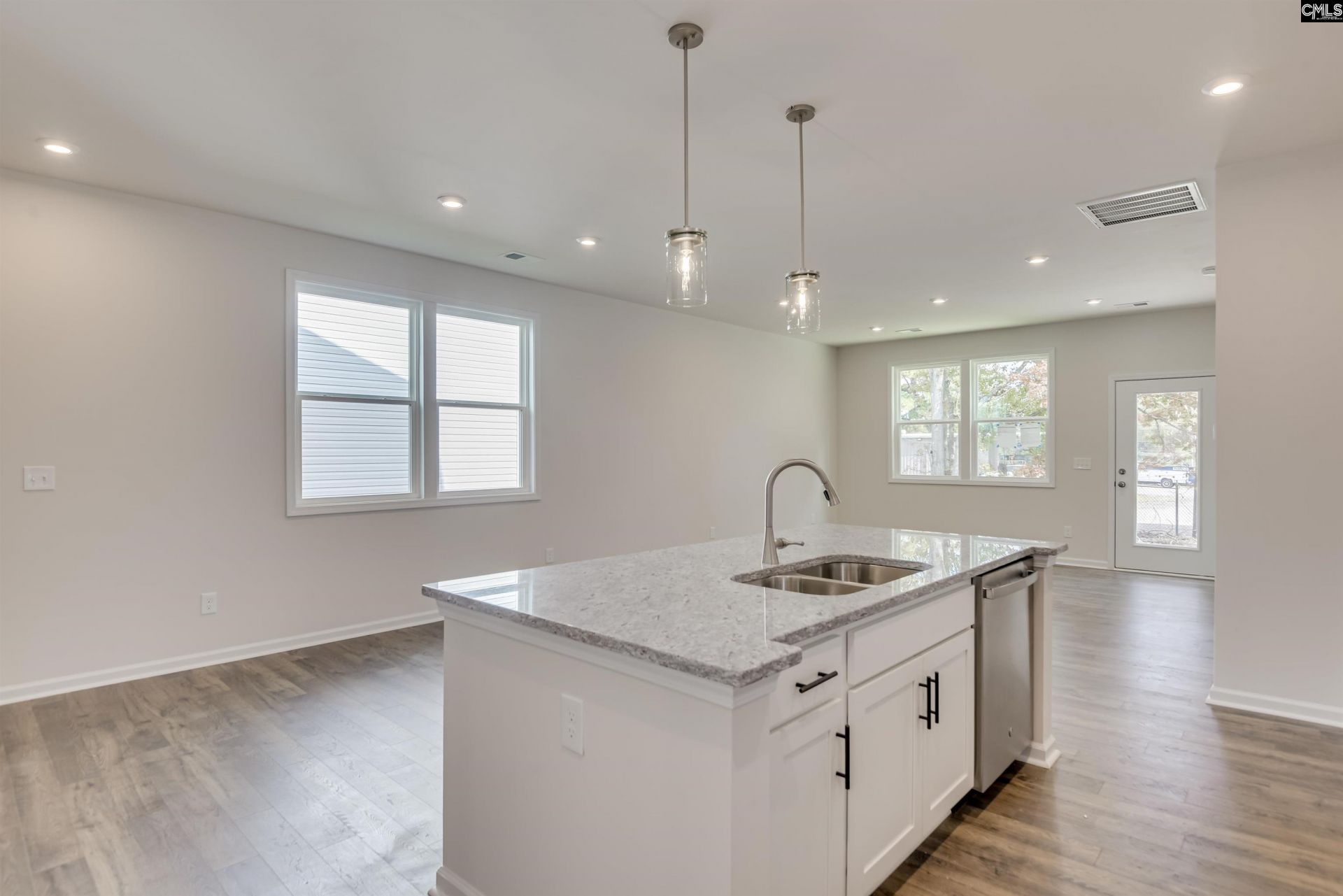 163 Bloomsbury Drive  Photo 5