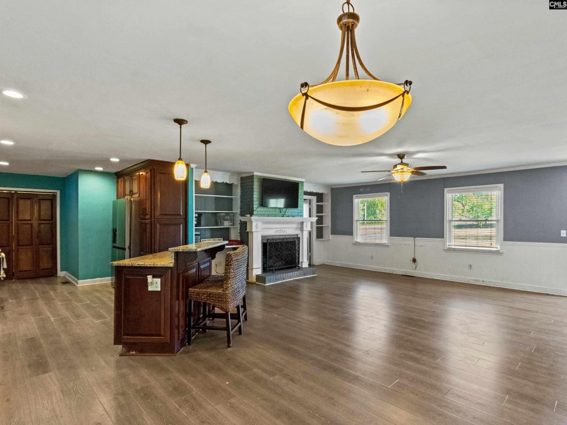358 Wildwood Lane Photo 8