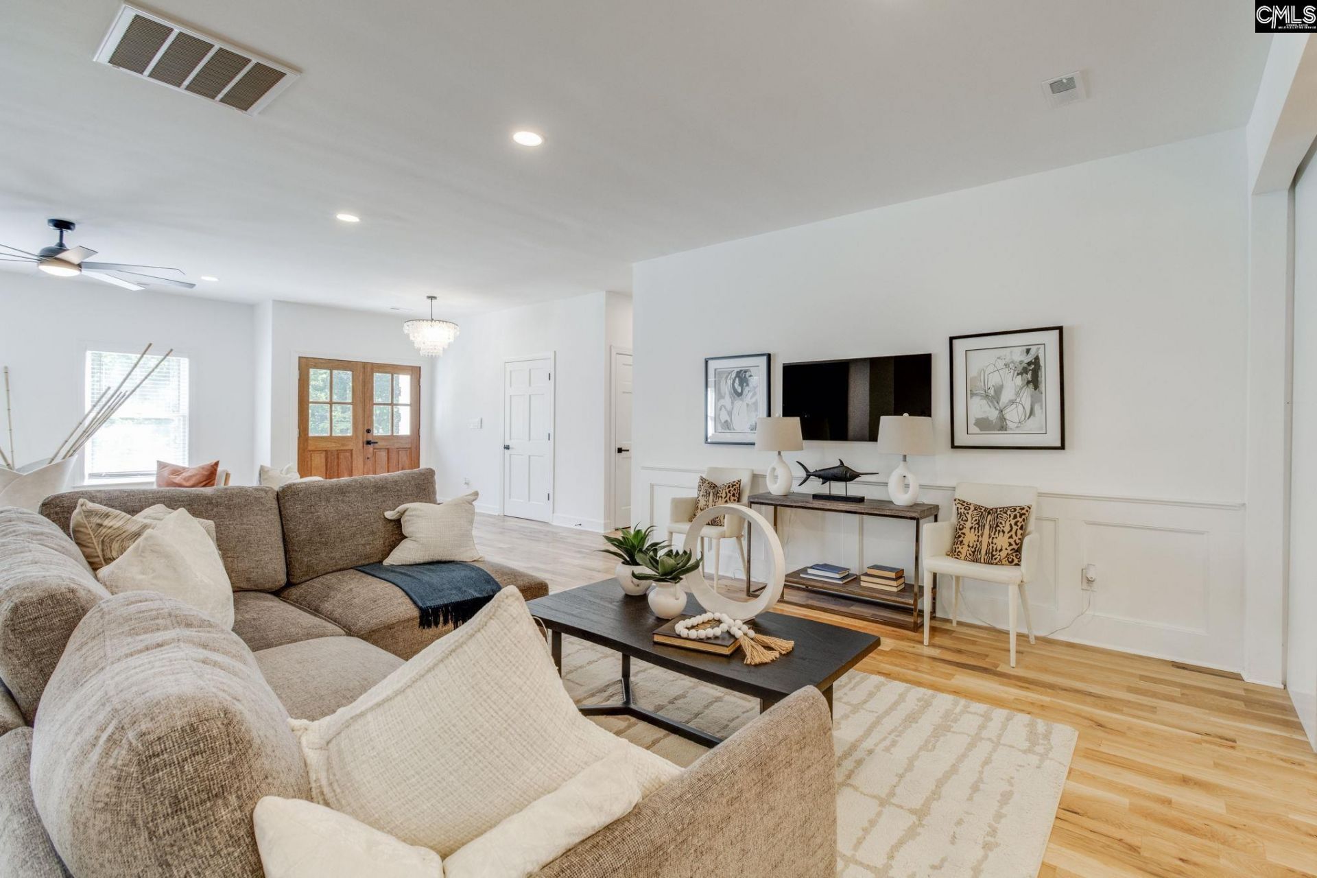 108 Scotland Court Photo 10