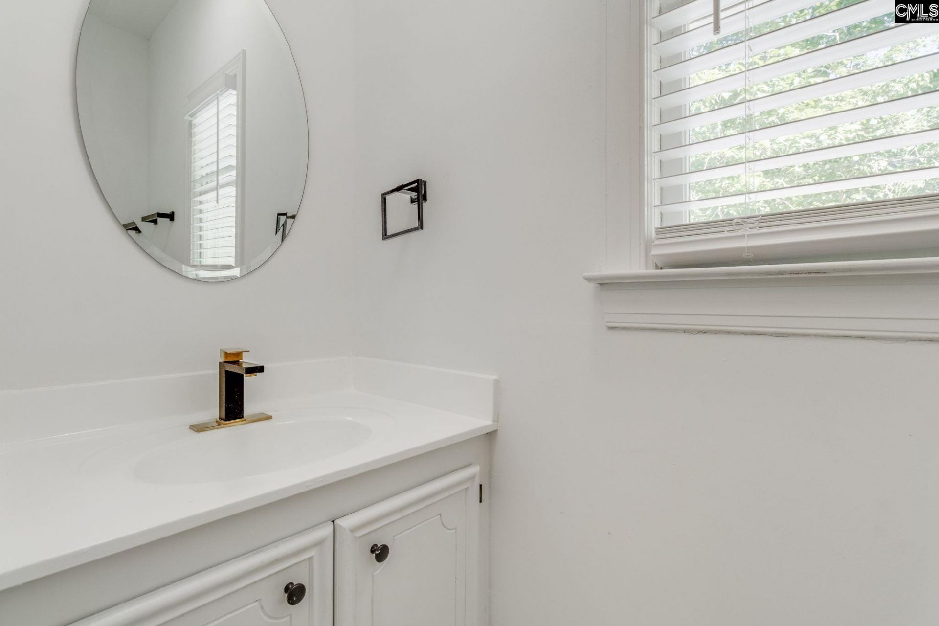 108 Scotland Court Photo 30