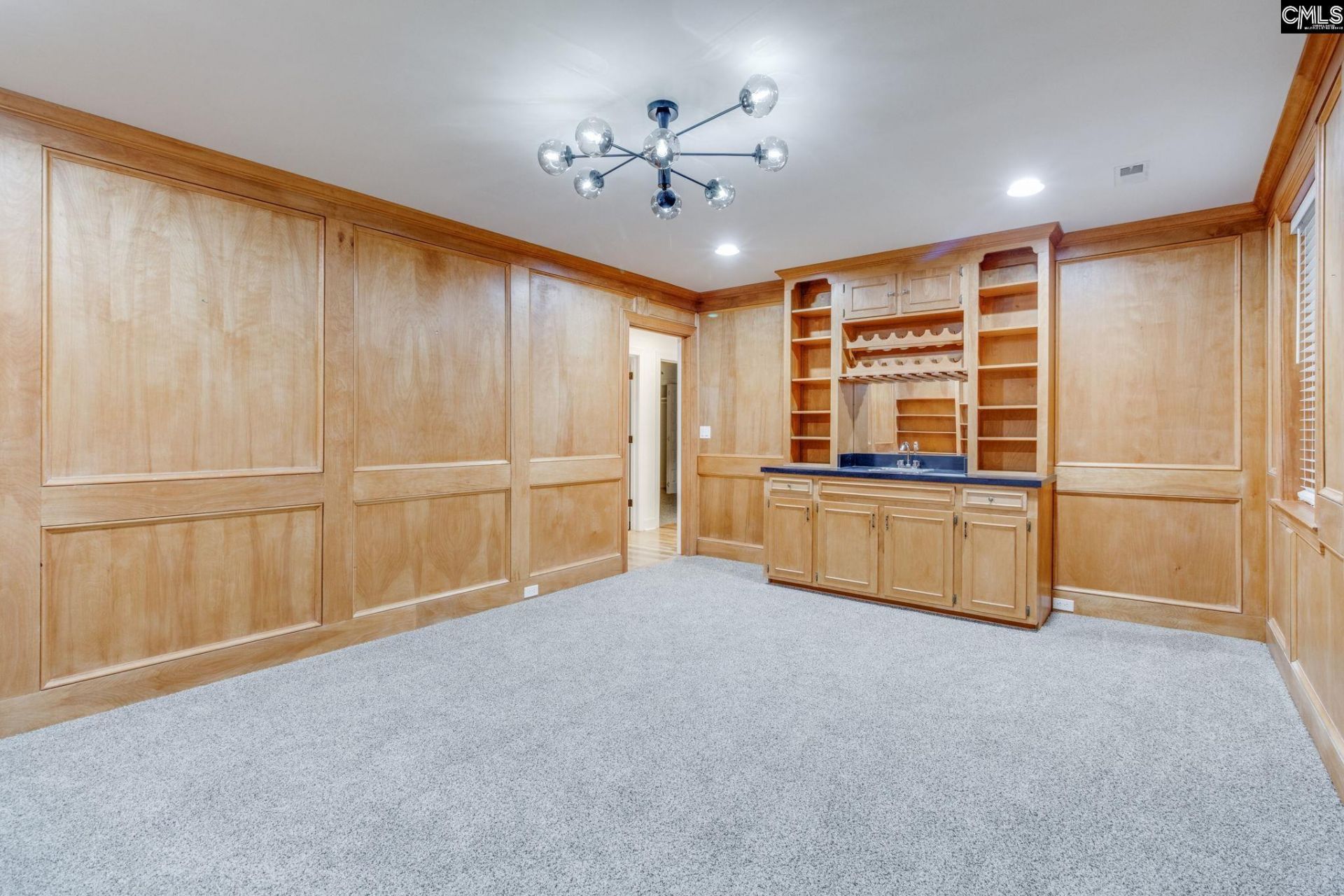 108 Scotland Court Photo 38