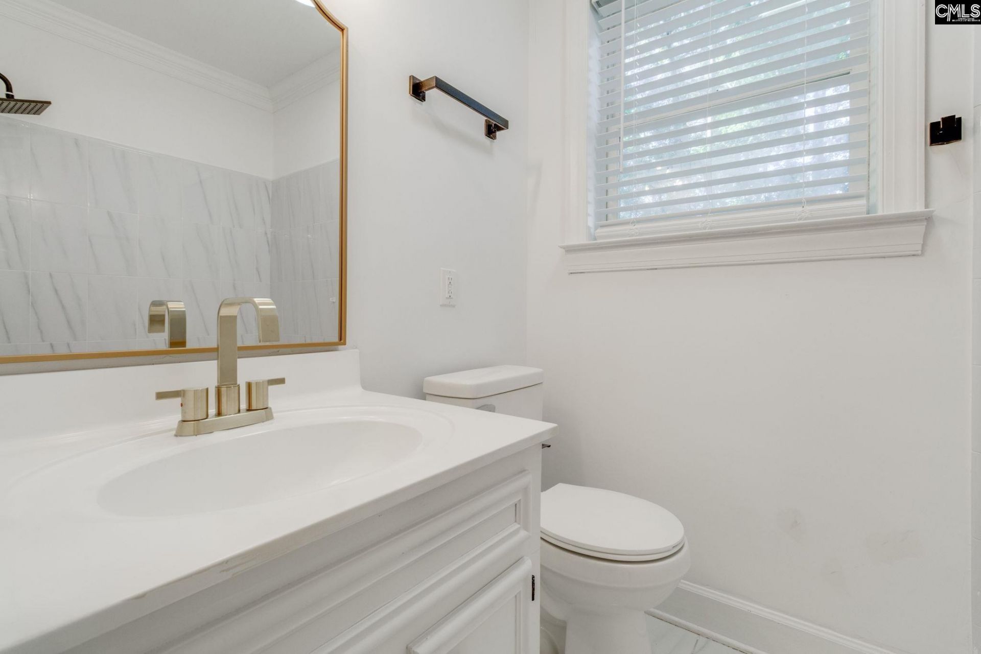 108 Scotland Court Photo 43