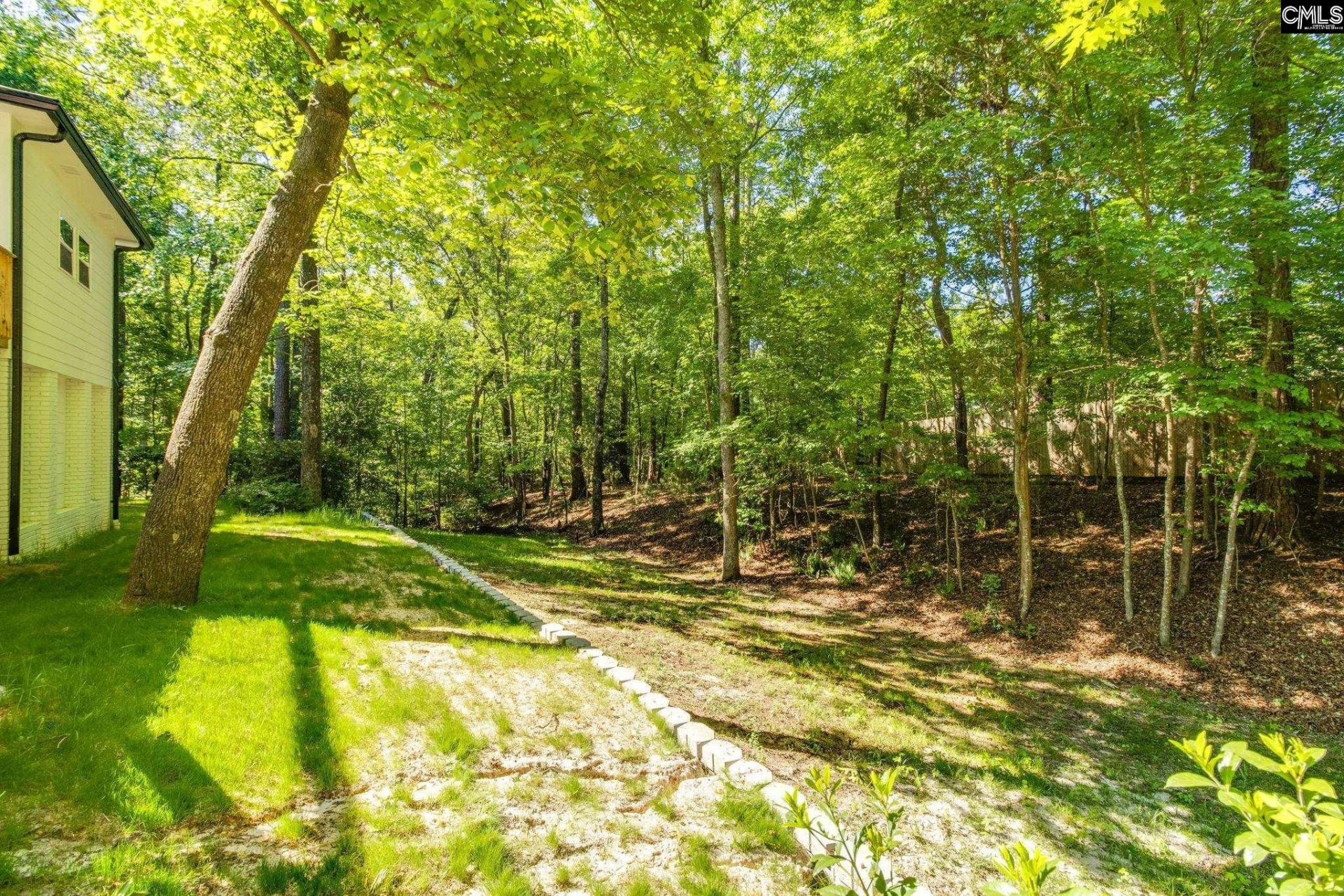 108 Scotland Court Photo 47