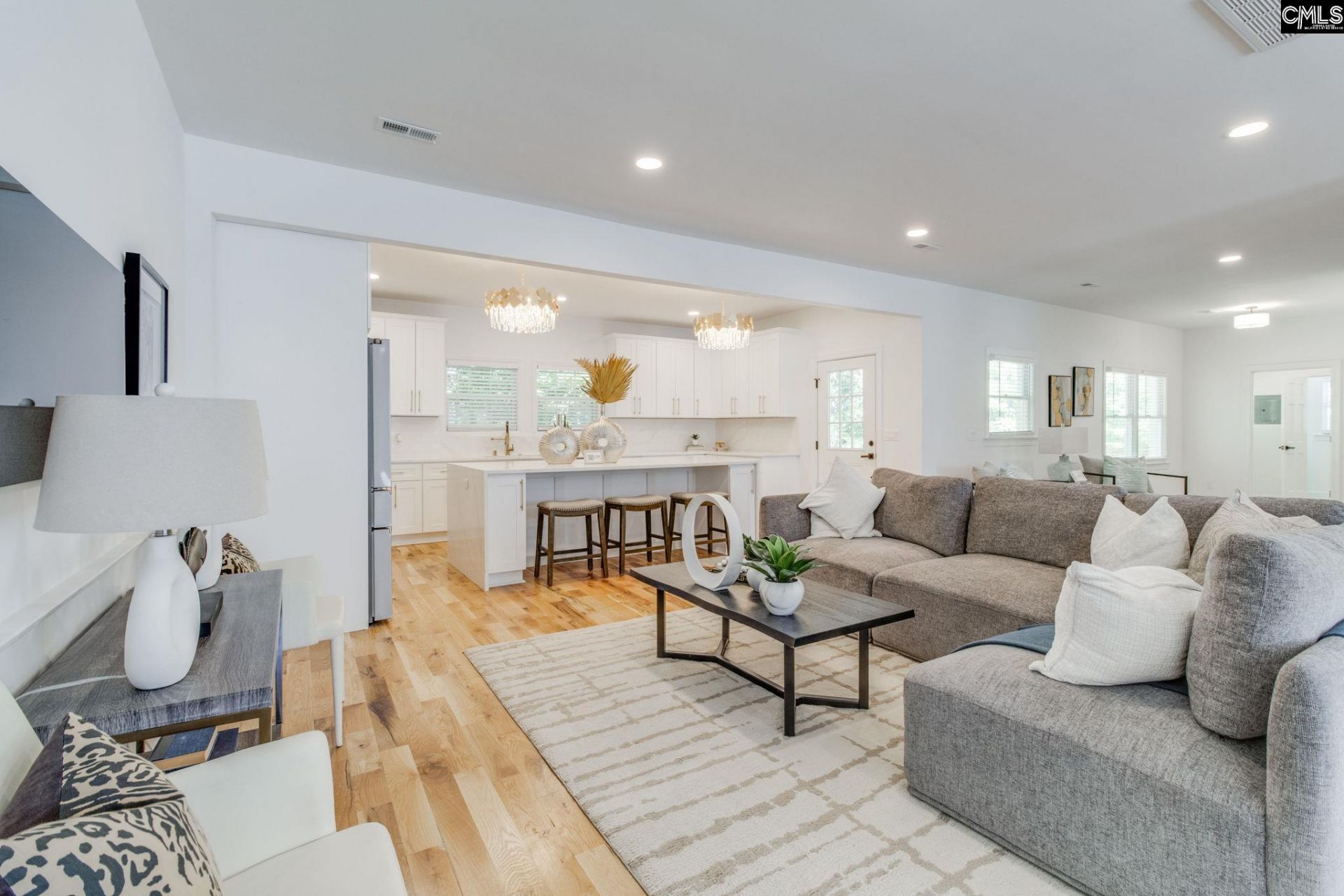 108 Scotland Court Photo 8