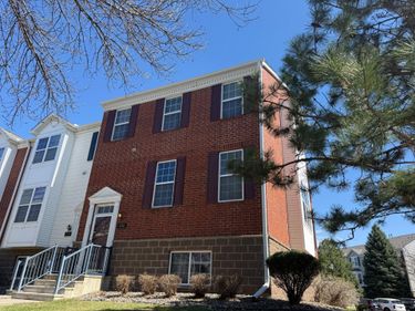 6740 158th Street W, Apple Valley, MN 55124