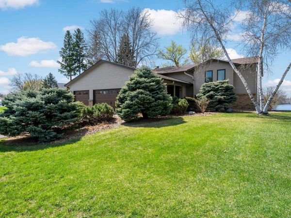 15685 Highland Avenue NW, Prior Lake, MN 55372