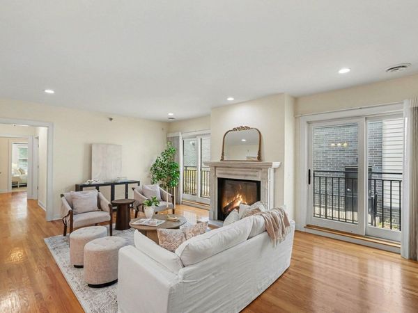 3810 W 31st Street, Unit 101, Minneapolis, MN 55416