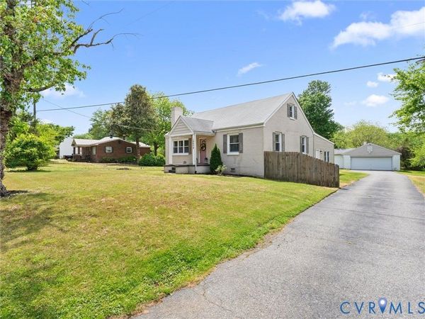 19604 Woodpecker Road , South Chesterfield, VA 23803