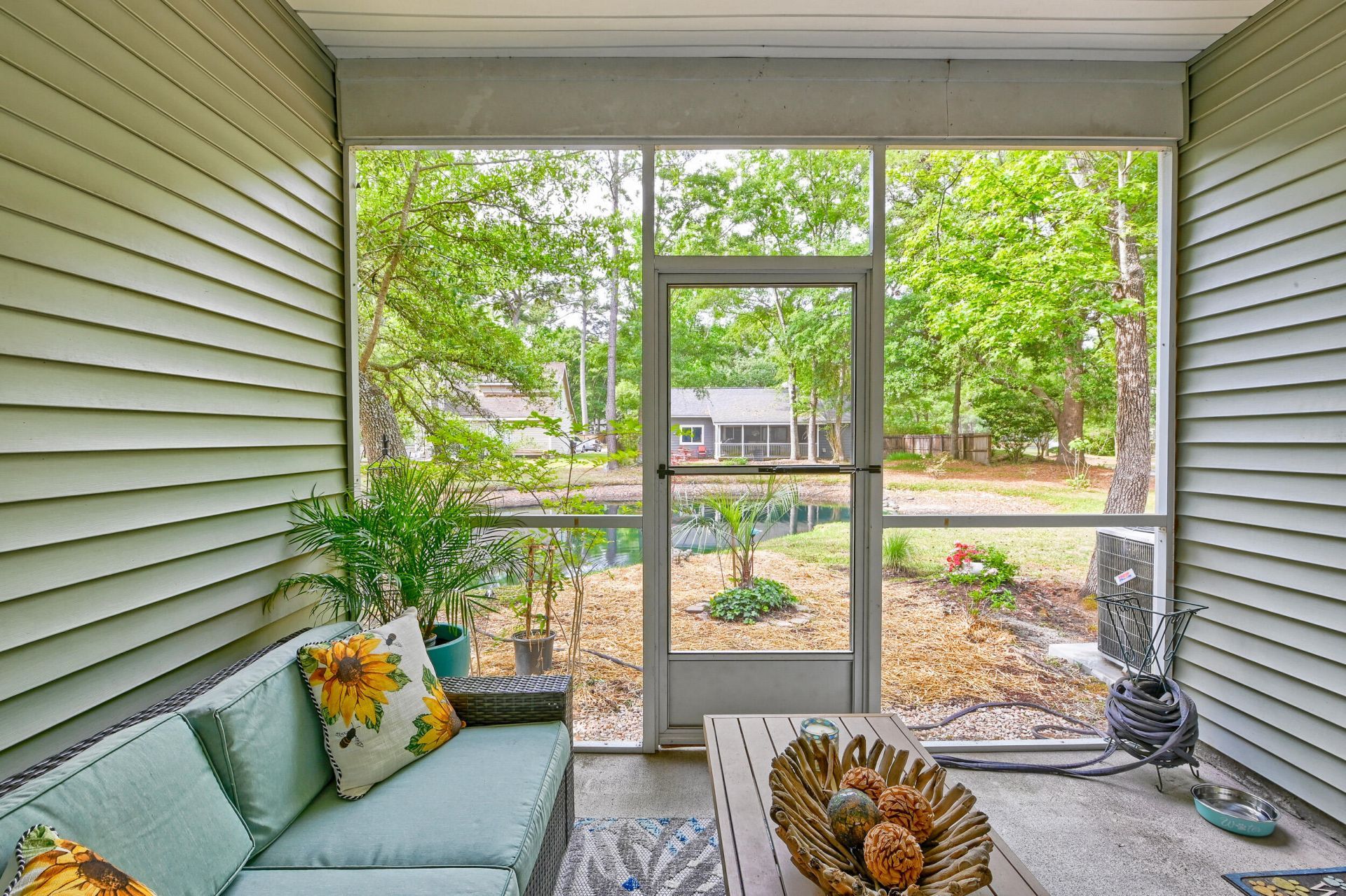 7891 Champion Way Photo 12