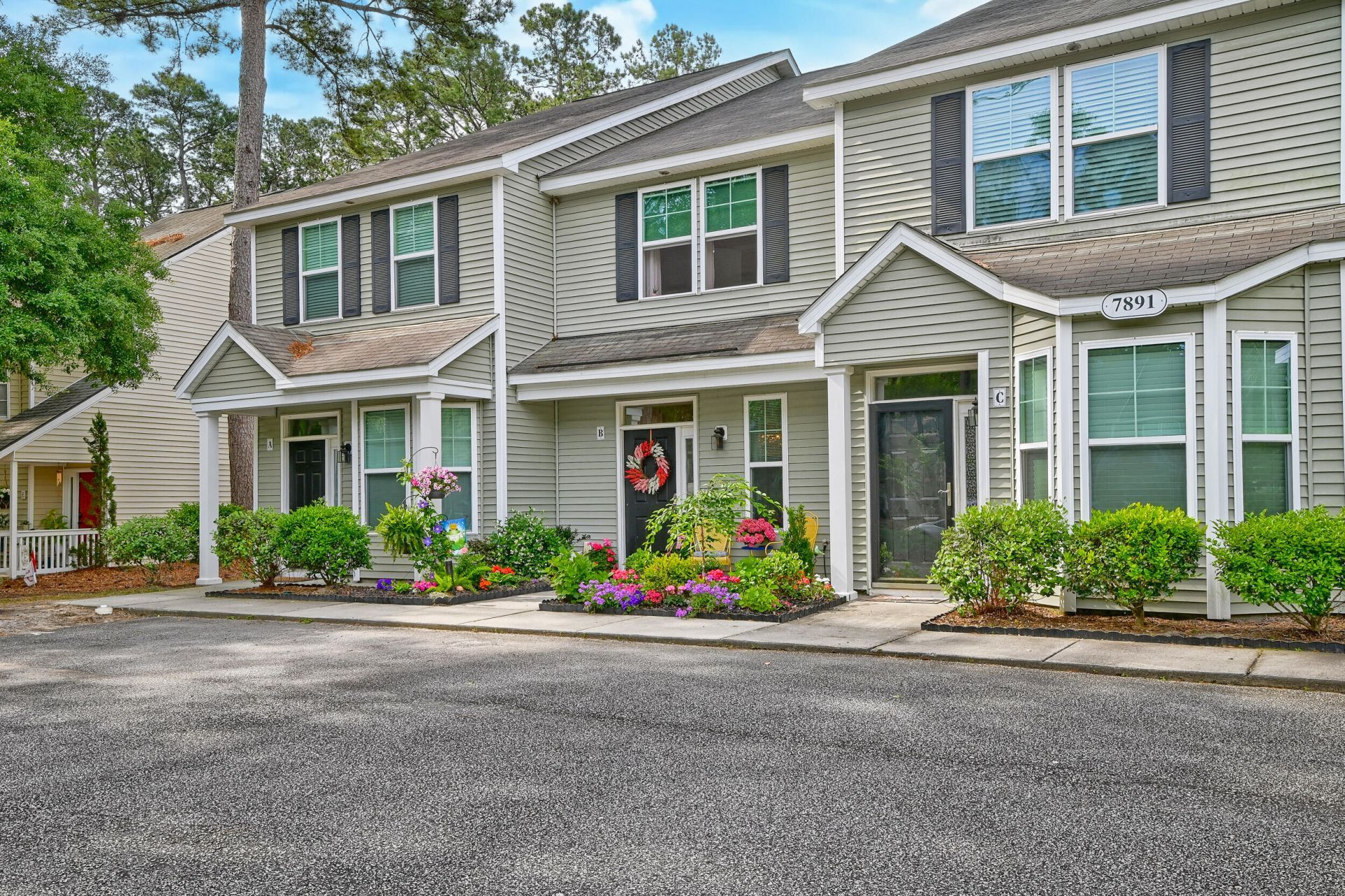 7891 Champion Way Photo 15