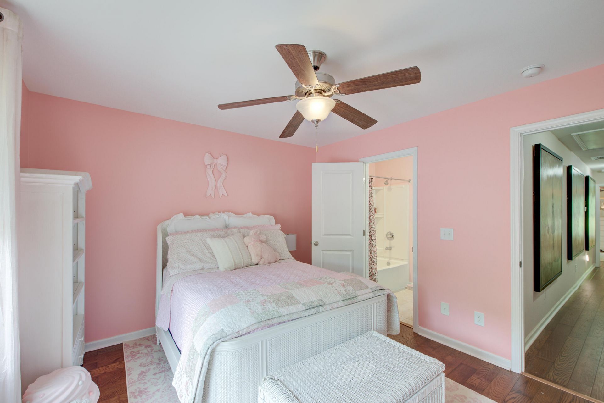 7891 Champion Way Photo 23