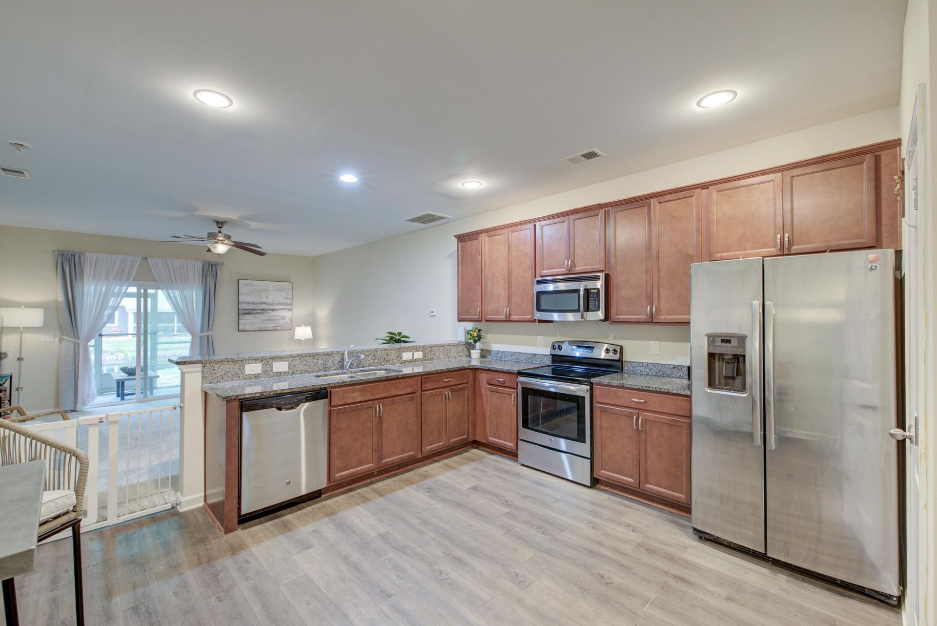 7891 Champion Way Photo 31