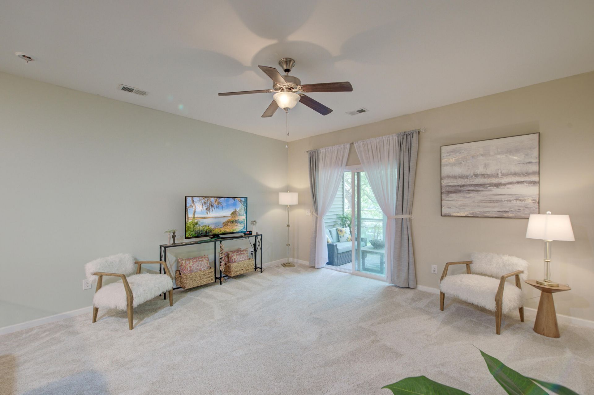 7891 Champion Way Photo 34