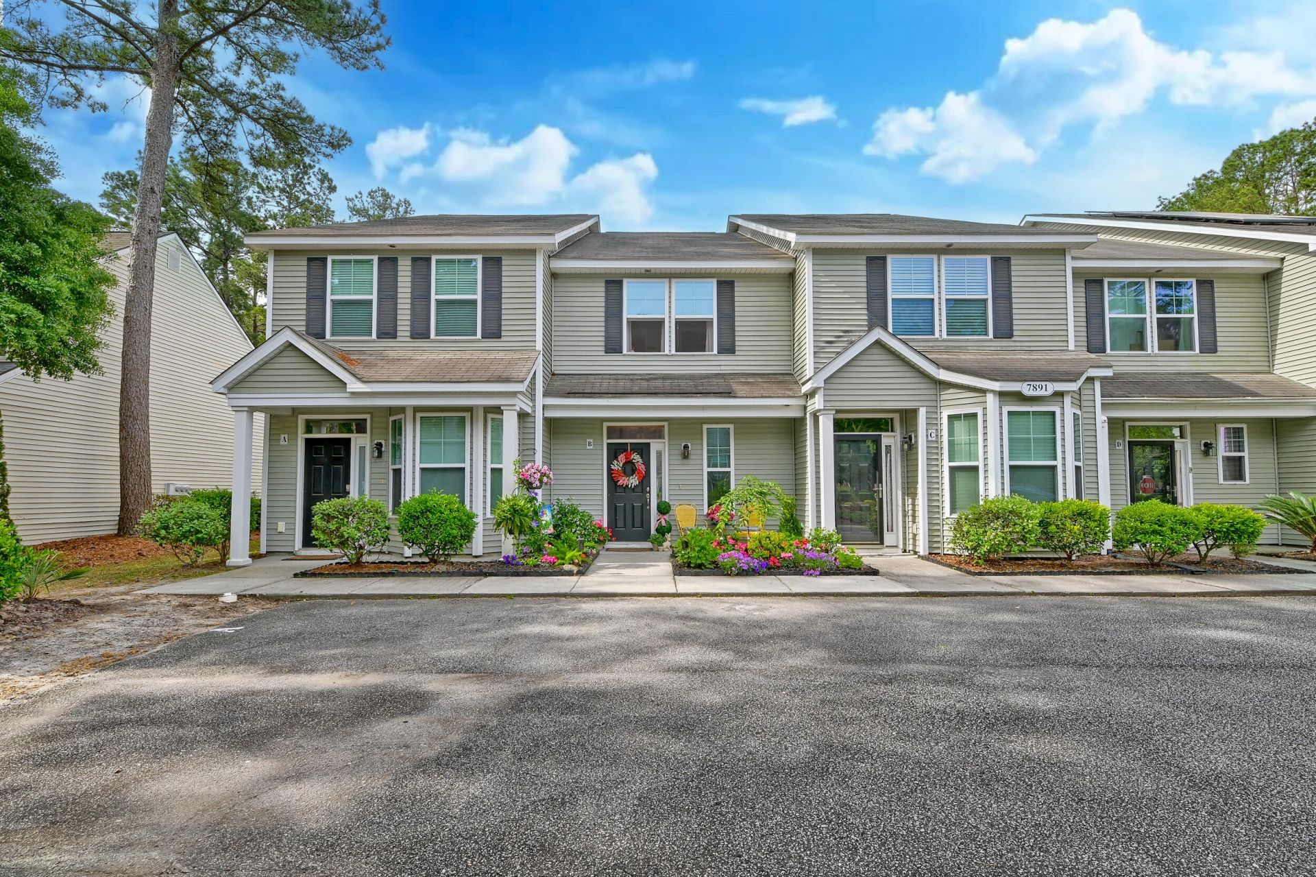 7891 Champion Way Photo 39