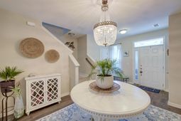 7891 Champion Way photo 4