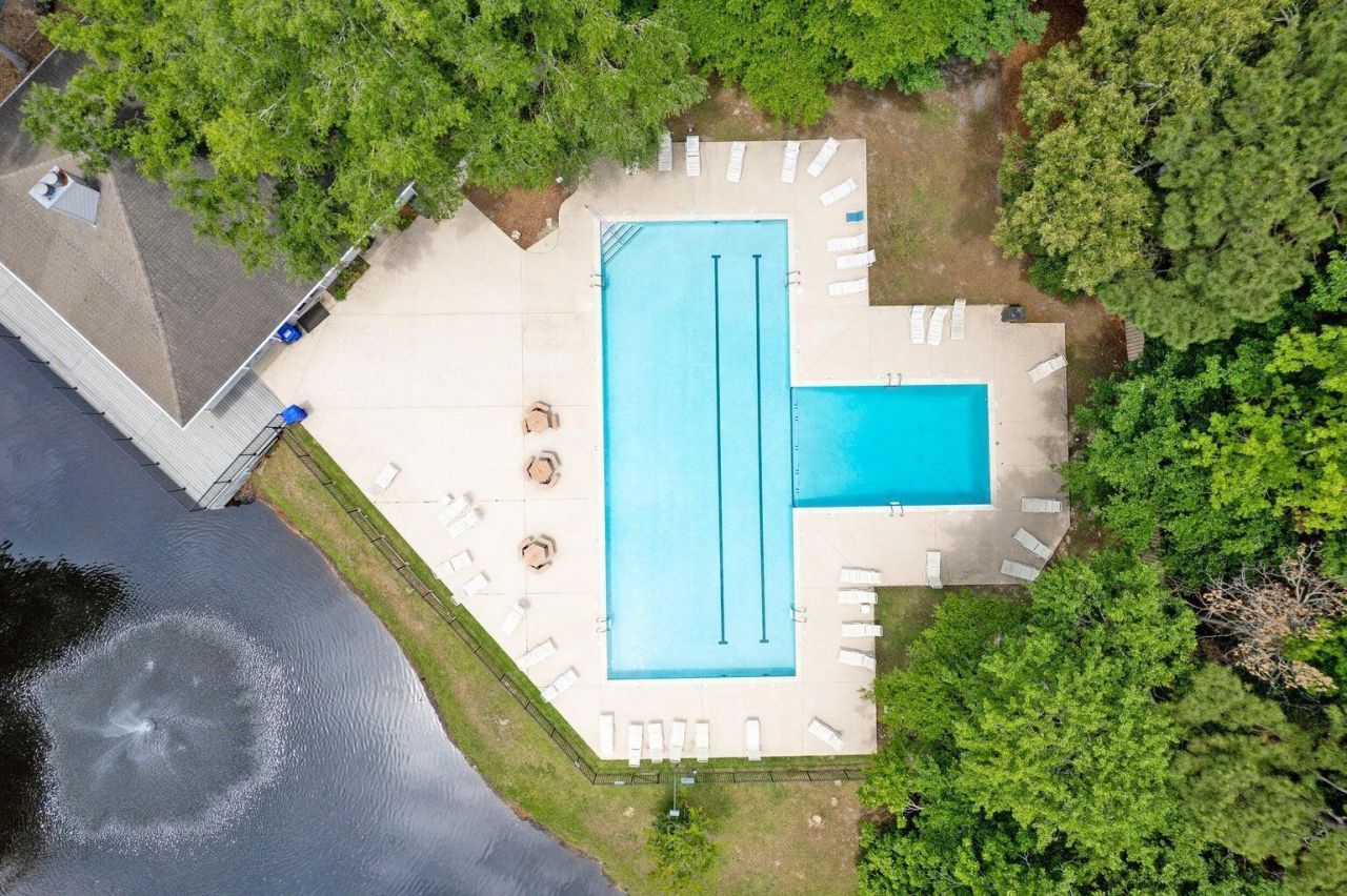 7891 Champion Way Photo 45