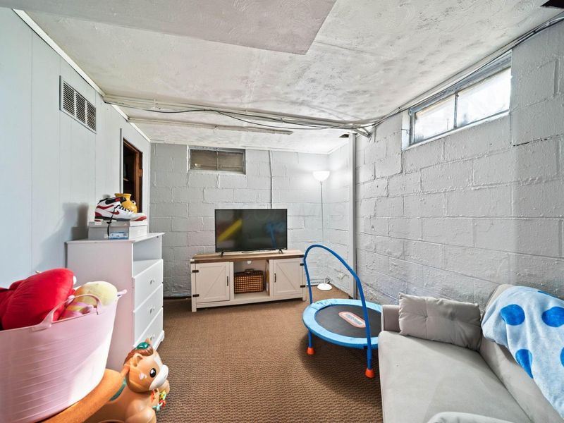 656 Mayhill Road, Springfield, OH 45504 Photo 23