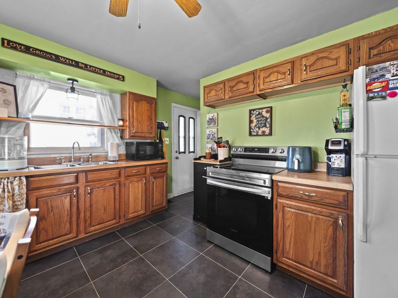 656 Mayhill Road, Springfield, OH 45504 Photo 5